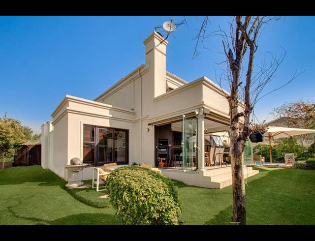 4 BEDROOM HOUSE FOR SALE IN LONEHILL